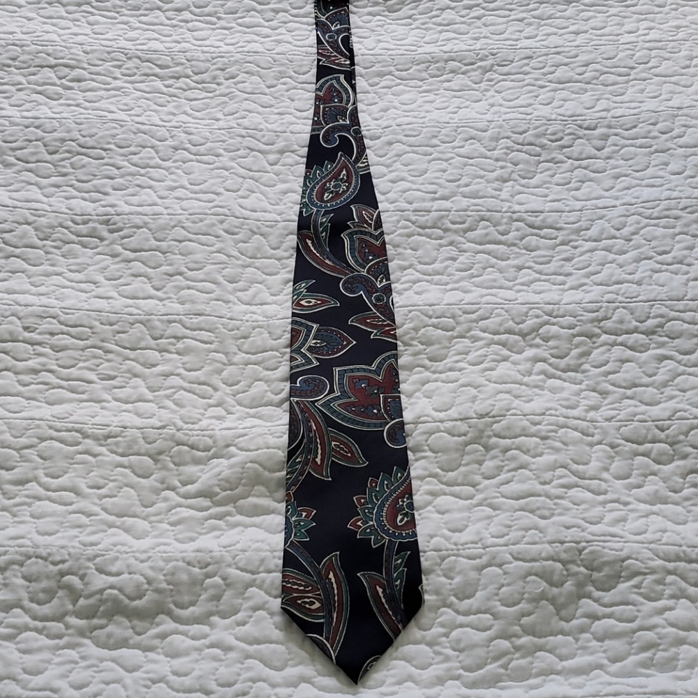 Christian Dior, 100% Silk Tie